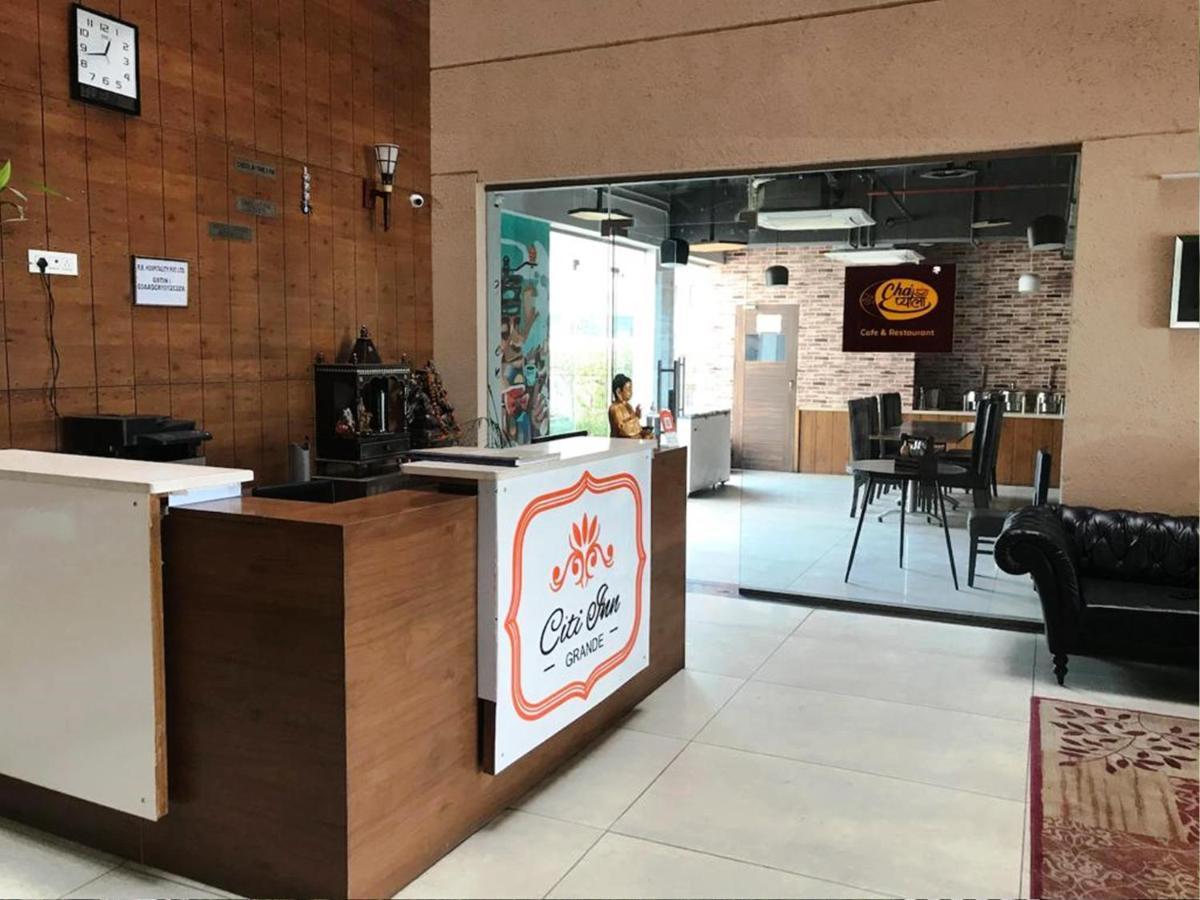 Hotel Citi Inn Grande Zirakpur Exterior foto