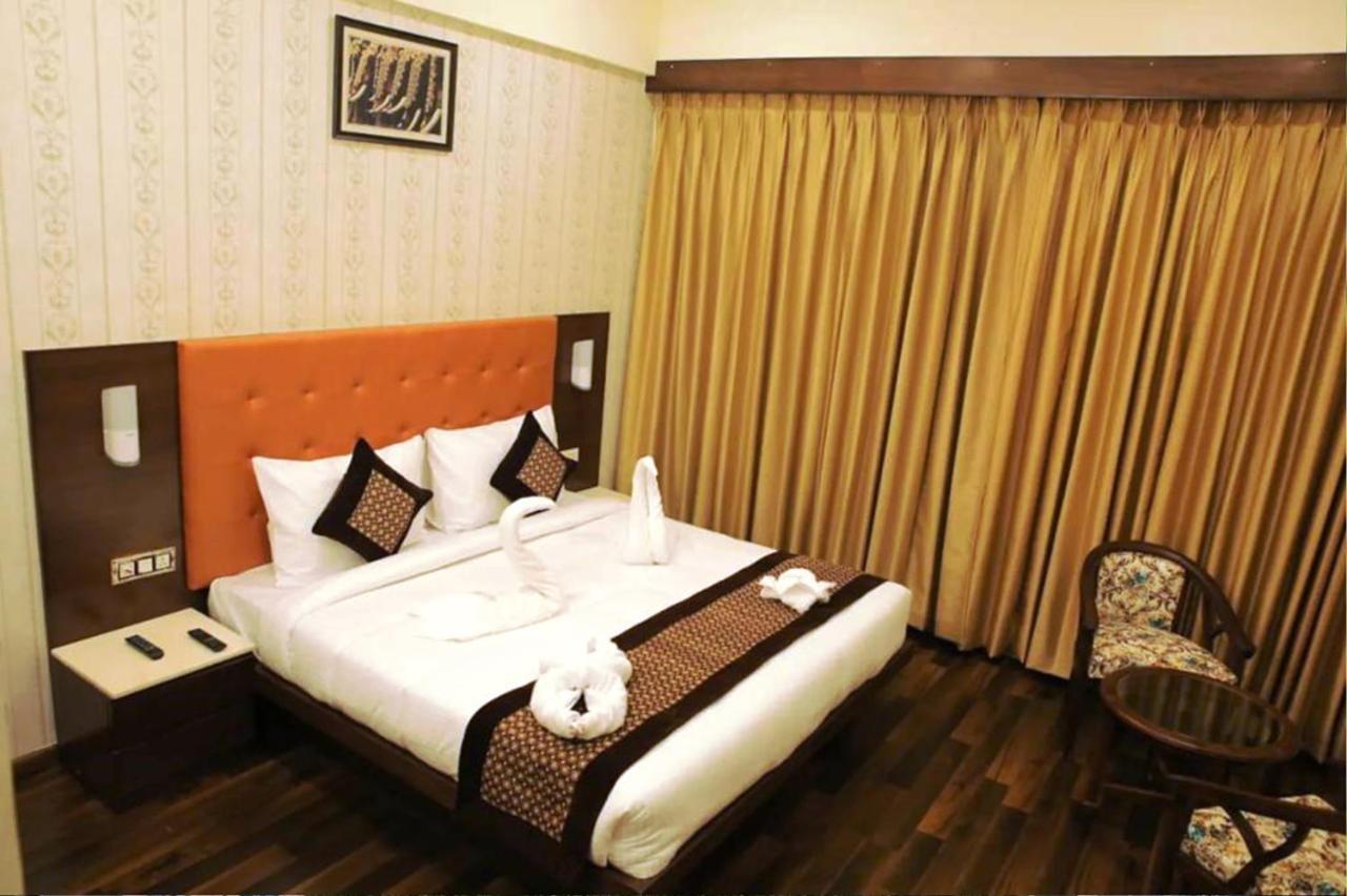 Hotel Citi Inn Grande Zirakpur Exterior foto